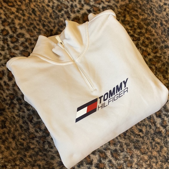 Tommy Hilfiger Quarter Zip Cream Sweatshirt - Picture 3 of 6